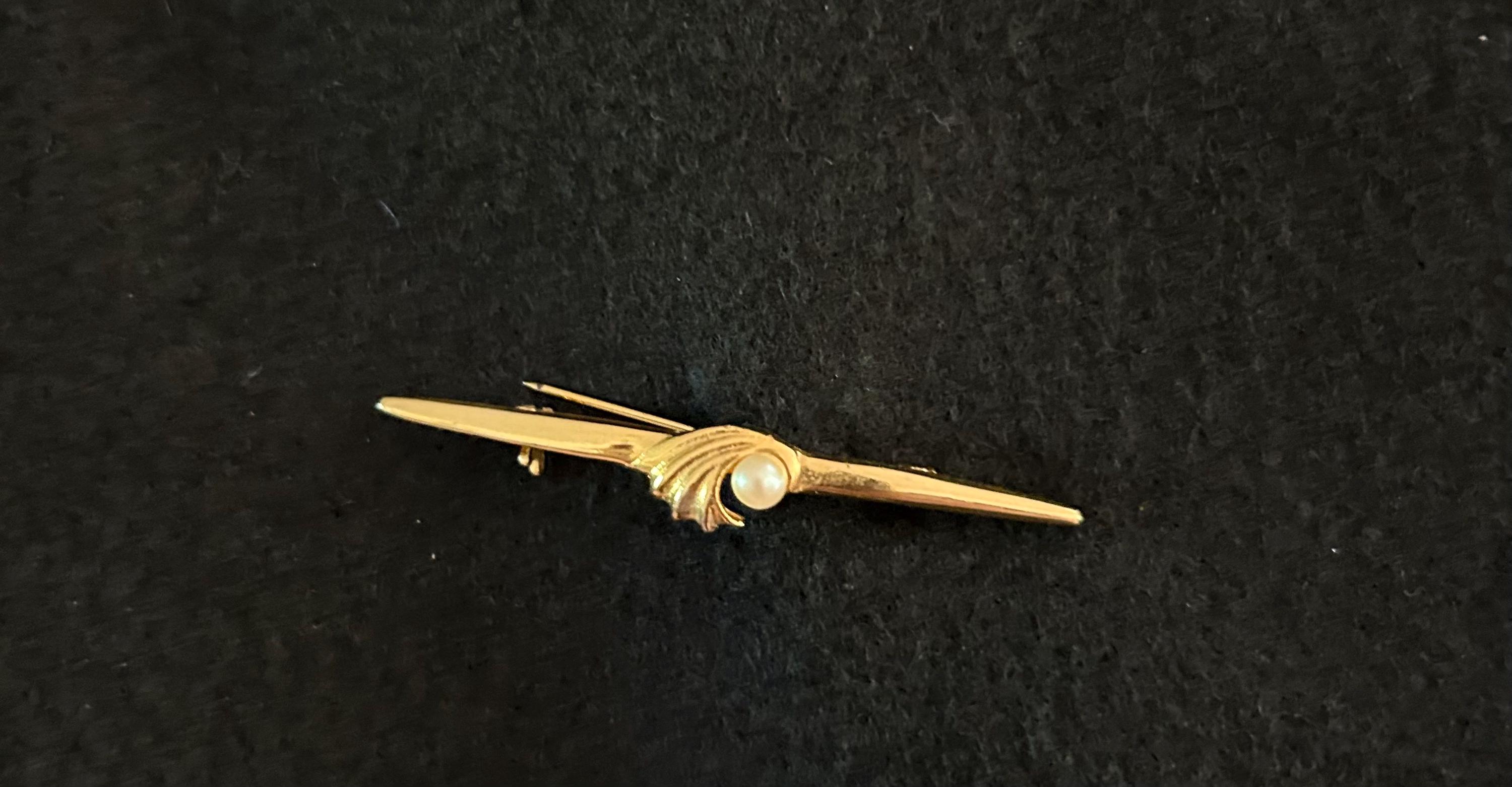 ヴィンテージパールとゴールドトーンのブローチ - Etsy 日本