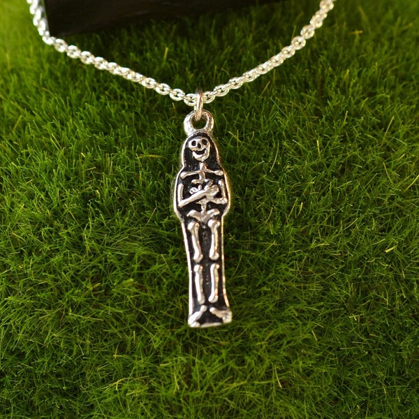 Silver skeleton pendant, Halloween sterling silver charm, carpe diem necklace. Memento Mori, Goth, Halloween