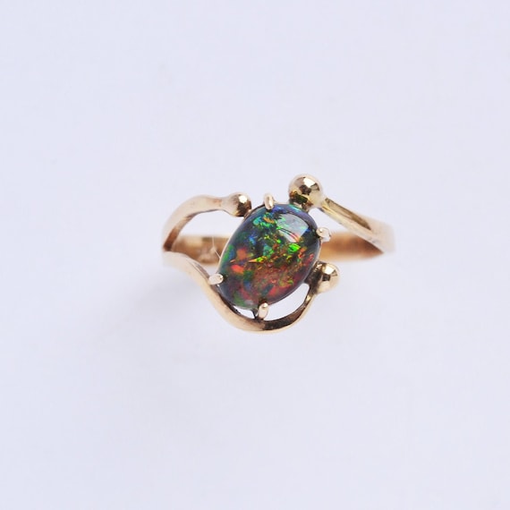 Black opal ring, 14kt yellow gold black opal ring