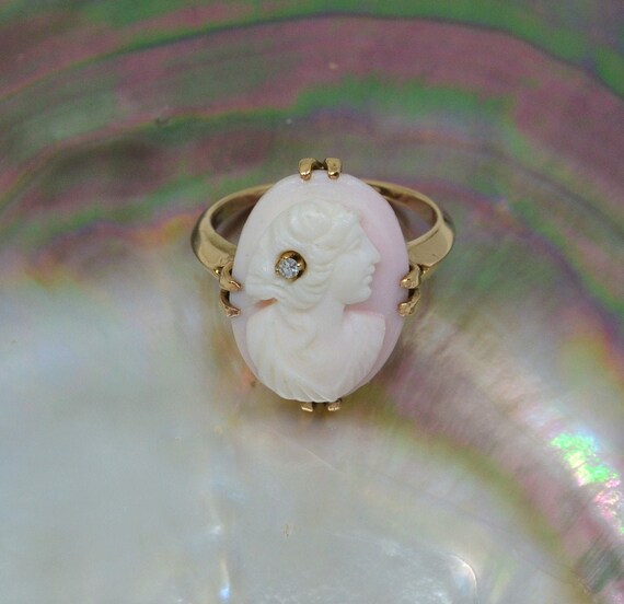 Cameo ring, Habille Cameo ring, Gold cameo ring, C