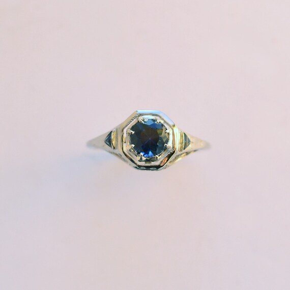 Sapphire ring, Antique White Gold Blue Sapphire r… - image 3