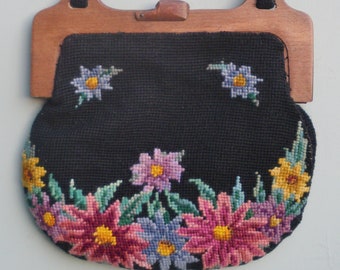 Vintage 20s 30s needlepoint purse bag - handmade women's handbag - tapestry floral design black wool wooden frame 1920s 1930s Art Deco era