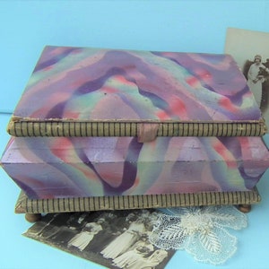 Vintage 1930s Art Deco Boudoir Box Newmould patent No. 299,243 - footed writing stationery box