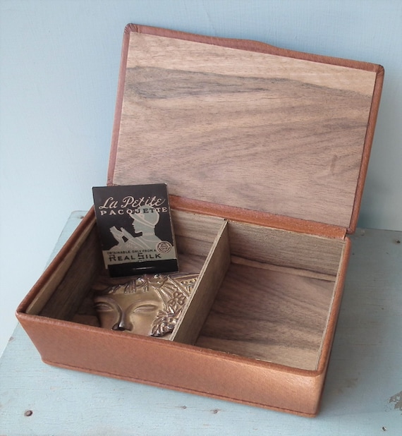 Vintage handmade leather trinket box wood veneer lining - retro jewellery box - small storage box - tan leather mid-century box hinged lid