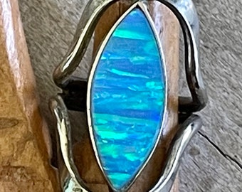 Vintage 1970’s Modernist Hand Made Sterling Silver Reversible Flip Stone Blue or Orange Gilson Fire Flashing Opal MCM Finger Ring size 5 1/2