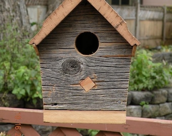 Classic Style Barnboard Birdhouse 10 Inches High