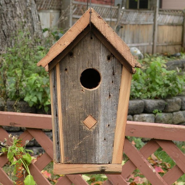 Classic Style Barnboard Birdhouse 12 Inches High