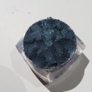 Midnight Blues - Shimmer Navy Blue Mineral Eyeshadow: Vegan Eyeliner