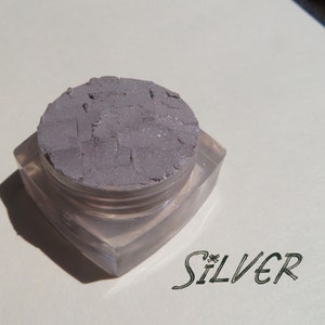 Shimmer Silver Gray Mineral Eyeshadow: Vegan Loose Pigment
