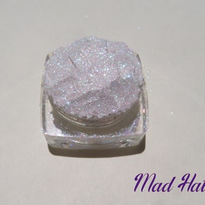 Mad Hatter Vegan Mineral Eyeshadow: Sparkly Green-Blue Glitter Shimmer