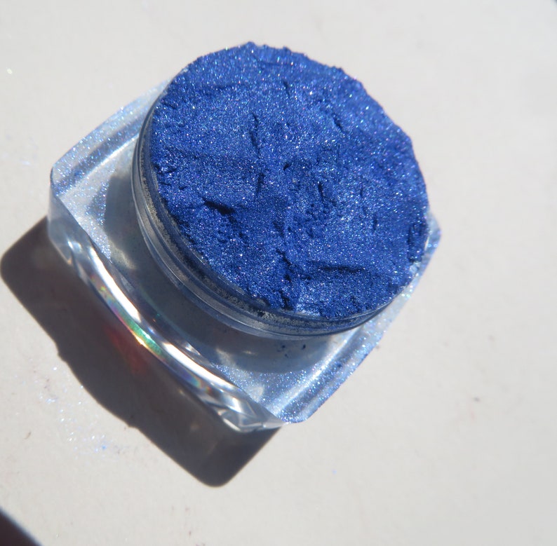 LUCKY Bright Blue Shimmer Mineral Eyeshadow, Loose Pigments, Vegan Eco-Friendly Cruelty-free Mineral Eye Shadow image 5