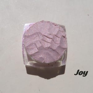 Pale Pink Shimmer Mineral Eyeshadow: Vegan Cruelty-Free