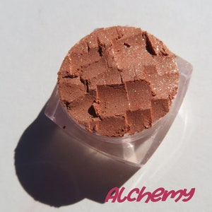 Alchemy Brown Gold Shimmer Eyeshadow: Vegan Mineral Pigment