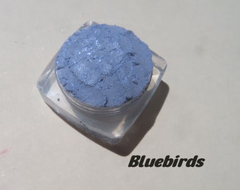 BLUEBIRDS - Bright Sky Blue Shimmer Mineral Eye Shadow, Loose Pigments Cruelty-free, Vegan Mineral Eyeshadow