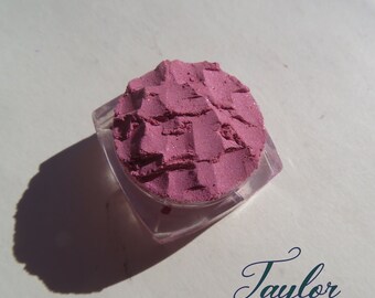 TAYLOR - Pale Pink Shimmer Mineral Eyeshadow, Loose Pigments Vegan Cruelty Free Mineral Eye Shadow