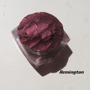 REMINGTON - Dark Blood Red Shimmer Loose Pigments Mineral Eyeshadow, Vegan Carmine-Free No Cosmetic Dyes, Cruelty-free Mineral Eyeshadow