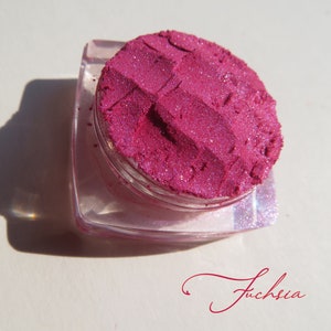 FUCHSIA - Bright Pink Shimmer Mineral Eyeshadow, Vegan Pink Loose Powder, Cruelty Free Carmine-Free Mineral Eye Shadow