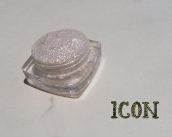 Icon - Sparkly Pale Gold Glitter Eyeshadow: Vegan Talc-Free Mineral Pigment