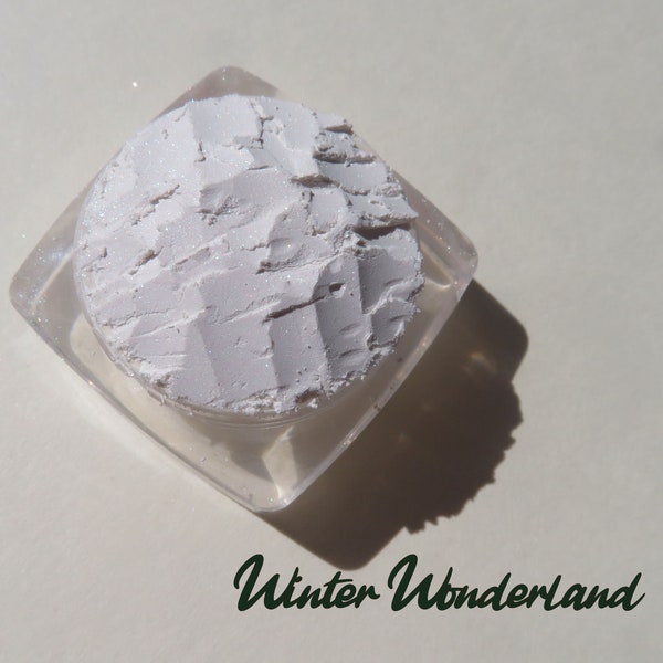 WINTER WONDERLAND - Airy White Soft Shimmer Highlighter / Eye shadow, Vegan Shimmery Loose Powder, Cruelty-Free Mineral Eyeshadow