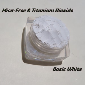 BASIC WHITE - Matte White Mineral Eyeshadow, Mica-Free, Titanium Dioxide Free, Shimmer Free Loose Powder, Vegan Mineral Eyeshadow