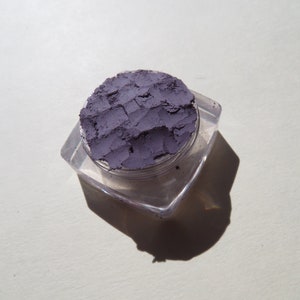 MULBERRY Mica-Free Matte Dark Plum Mineral Eyeshadow, Loose Pigments, Cruelty-Free, Vegan Mineral Eye Shadow image 5