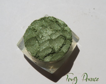 FROG PRINCE - Shimmer Yellow Green Loose Pigment Mineral Eyeshadow, Cruelty-Free, Vegan Mineral Eye Shadow