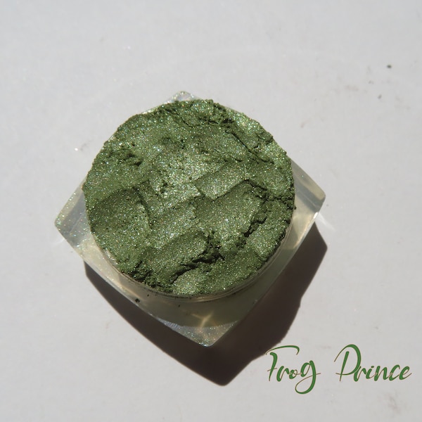 FROG PRINCE - Shimmer Yellow Green Loose Pigment Mineral Eyeshadow, Cruelty-Free, Vegan Mineral Eye Shadow