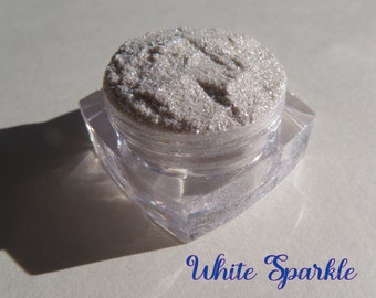 White Sparkle Eye Glitter : enlumineur minéral scintillant végétalien