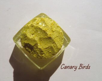 CANARY BIRDS - Super Bright Lemon Yellow Shimmer Loose Pigment Mineral Eye Shadow, Cruelty Free, Vegan Eyeshadow