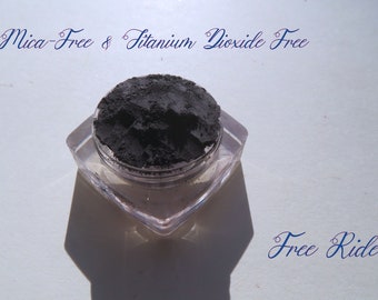 Free Ride: Matte Black Mineral Eyeshadow, Mica & Titanium Dioxide Free