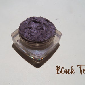 Black Tea Mineral Eyeshadow: Dark Purple Blue Shimmer, Vegan