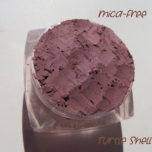 Turtle Shell Mica-Free Matte Brown Mineral Eyeshadow: Vegan Makeup