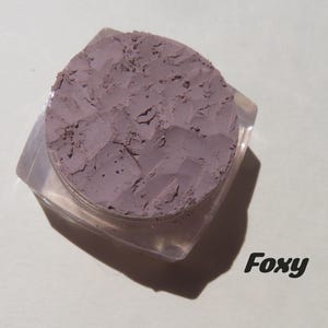 Foxy Matte Taupe Brown Mineral Eyeshadow: Vegan Loose Pigment