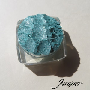 JUNIPER - Super Pale Green Shimmery Mineral Eye Shadow, Loose Powder, Cruelty-Free, Vegan Mineral Eyeshadow