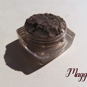 Maggie - Dark Brown Shimmer Mineral Eyeshadow: Vegan, Cruelty-Free