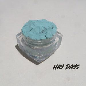 Sea Foam Green Mineral Eyeshadow: Vegan Loose Pigment
