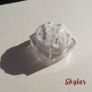 SKYLAR - Sparkly Purple Highlighter - Fine Eye Glitter Mineral Eyeshadow / Highlighter Loose Pigments Vegan Handcrafted