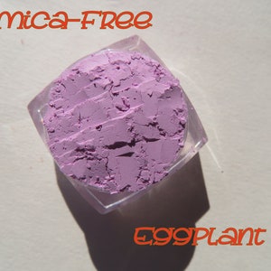 Eggplant Mica-Free Eyeshadow: Matte Pale Purple, Vegan Mineral Makeup