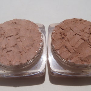 Soft Sheer Pale Brown Natural Mineral Bronzer, Vegan Loose Pigments Mineral Eye Shadow Sun Goddess Bronzers Pick Light or Dark image 7