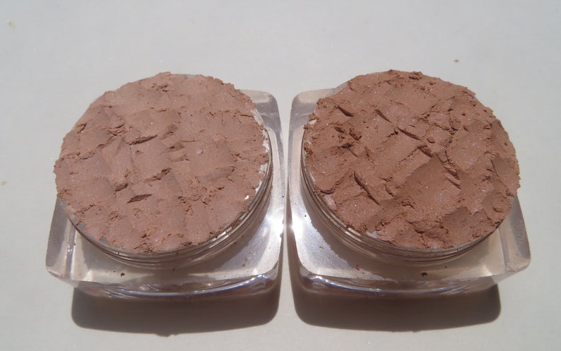 Soft Sheer Pale Brown Natural Mineral Bronzer, Vegan Loose Pigments Mineral Eye Shadow Sun Goddess Bronzers Pick Light or Dark image 7