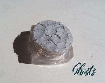 GHOSTS - Pale Matte Gray Loose Pigments Mineral Eyeshadow, Eco-Friendly Vegan Light Matte Grey Mineral Eye Shadow