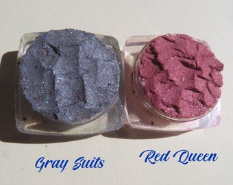 2 Piece Red & Gray Mineral Vegan Eyeshadow Gift Set, Red Queen - Gray Suits, Carmine Free, Loose Pigment, Eye Shadow Gift Set