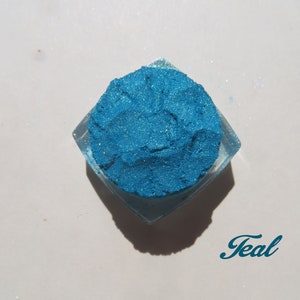TEAL - Blue Green Shimmer Mineral Eye Shadow, Loose Pigments, Cruelty-Free, Vegan Mineral Eyeshadow