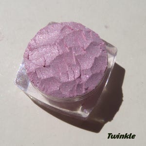 TWINKLE - Pale Pink Shimmer Mineral Eyeshadow, Vegan Loose Pigments, Talc Free Pink Shimmer Eyeshadow With a Touch of Frost