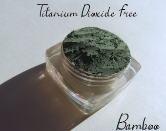 BAMBOO - Matte Green Mineral Eyeshadow, Mica-Free & Titanium Dioxide Free, Vegan Loose Pigments, Cruelty-Free, Mineral Eye Shadow