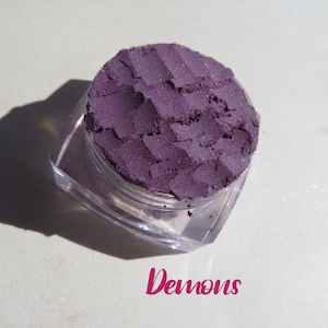 DEMONS - Dark Plum Shimmer Mineral Eyeshadow, Vegan Loose Pigments, Eco-Friendly Cruelty-Free, Mineral Eye Shadow