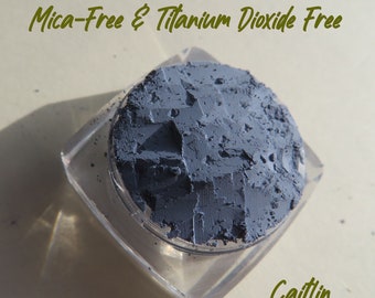 CAITLIN - Matte Medium Blue Mica-Free & Titanium Dioxide Free Mineral Eyeshadow, Loose Pigments, Cruelty-Free, Vegan Eye Shadow