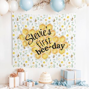 Custom Bee Birthday Banner, Bee Day Banner, Bee First Birthday, Bee Bday Party, 1st Bee Day, 1st Birthday Banner, Happy Bee Day, Bee Day