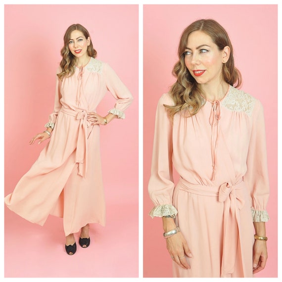 1940s Blush Pink Long Boudoir Dressing Gown/ 40s P