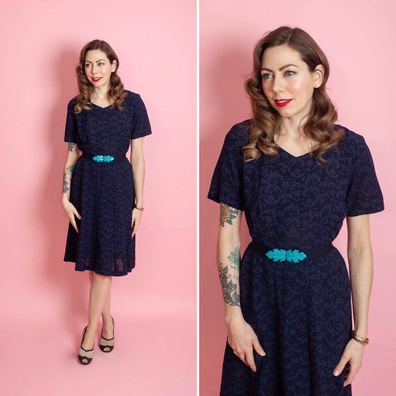 Vintage Late 1940's Floral Printed Navy Rayon Day